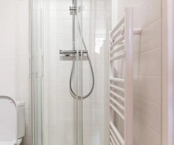 Cozy And Elegant Bellecombe District 6th Lione