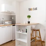 Cozy And Elegant Bellecombe District 6th דירה *