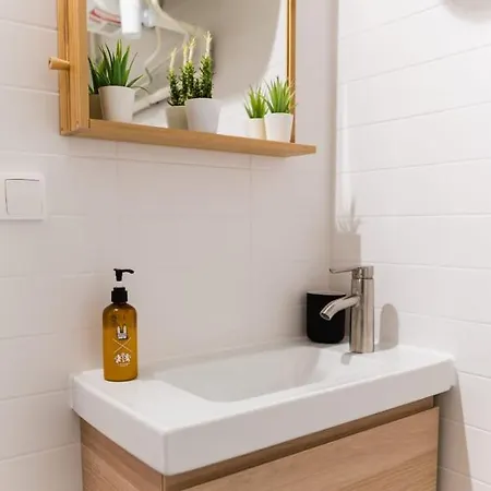 아파트 Cozy And Elegant Bellecombe District 6th